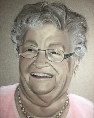 Portret van lieve oma is klaar❣️✨

Portret met pastelkrijt. Nog op zoek naar een speciaal cadeau?

Info@marielleveldwijk.nl 

#portretkunst #epe #portret #muurschildering #painting #tekenen #tekening #schildering #pastelkrijt #herinnering #cadeau